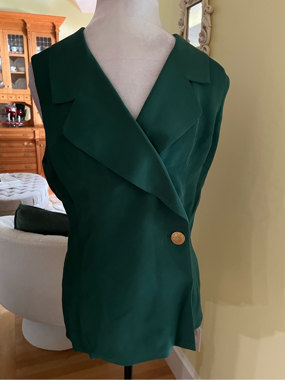 DANA BUCHMAN Green 100%  Silk Wrap Vest size 8 - Picture 4 of 9